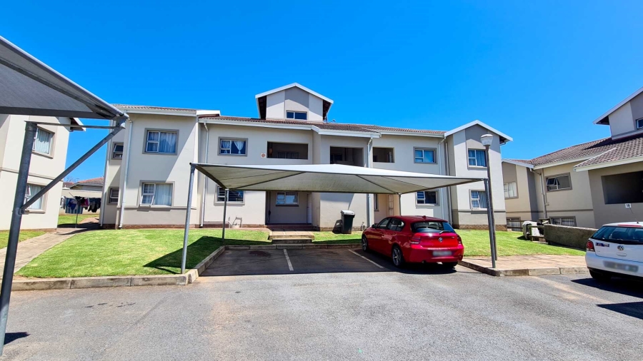 2 Bedroom Property for Sale in Beacon Bay Eastern Cape
